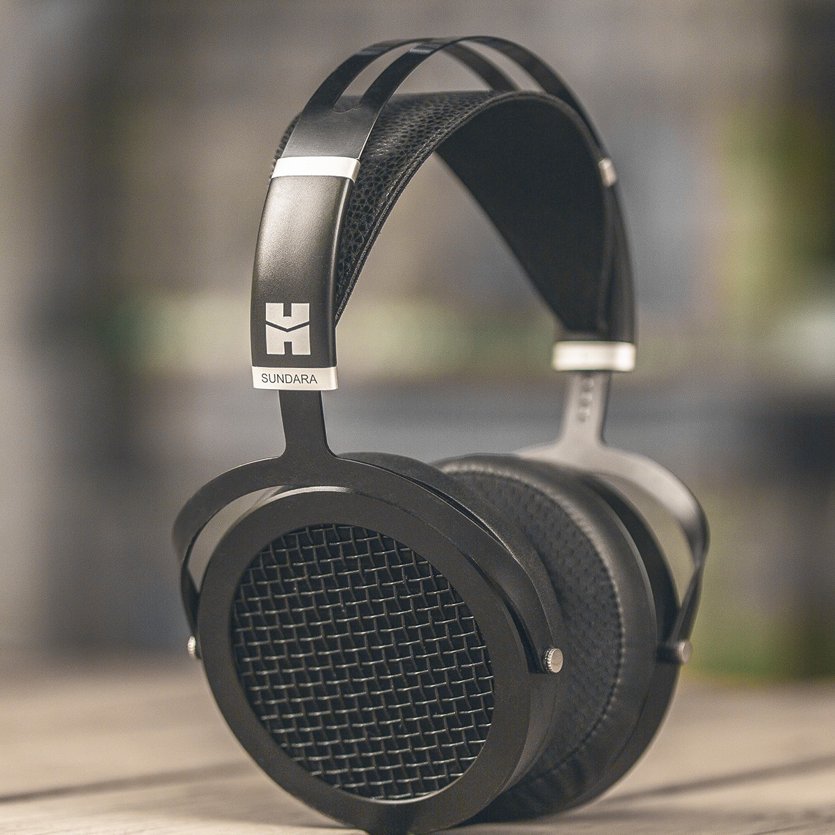 HIFIMAN SUNDARA Full Size Over Ear Planar Magnetic Headphone with